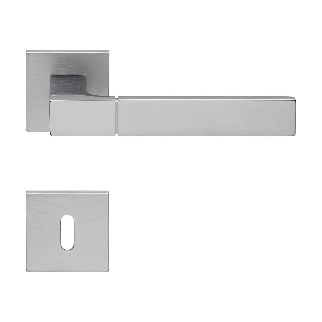 Linea Calì Thais – Πόμολο Πόρτας Ροζέτα – Door handle on reduced rose art.024 – Satin chrome + polished chrome (1155 RB 024 CC)