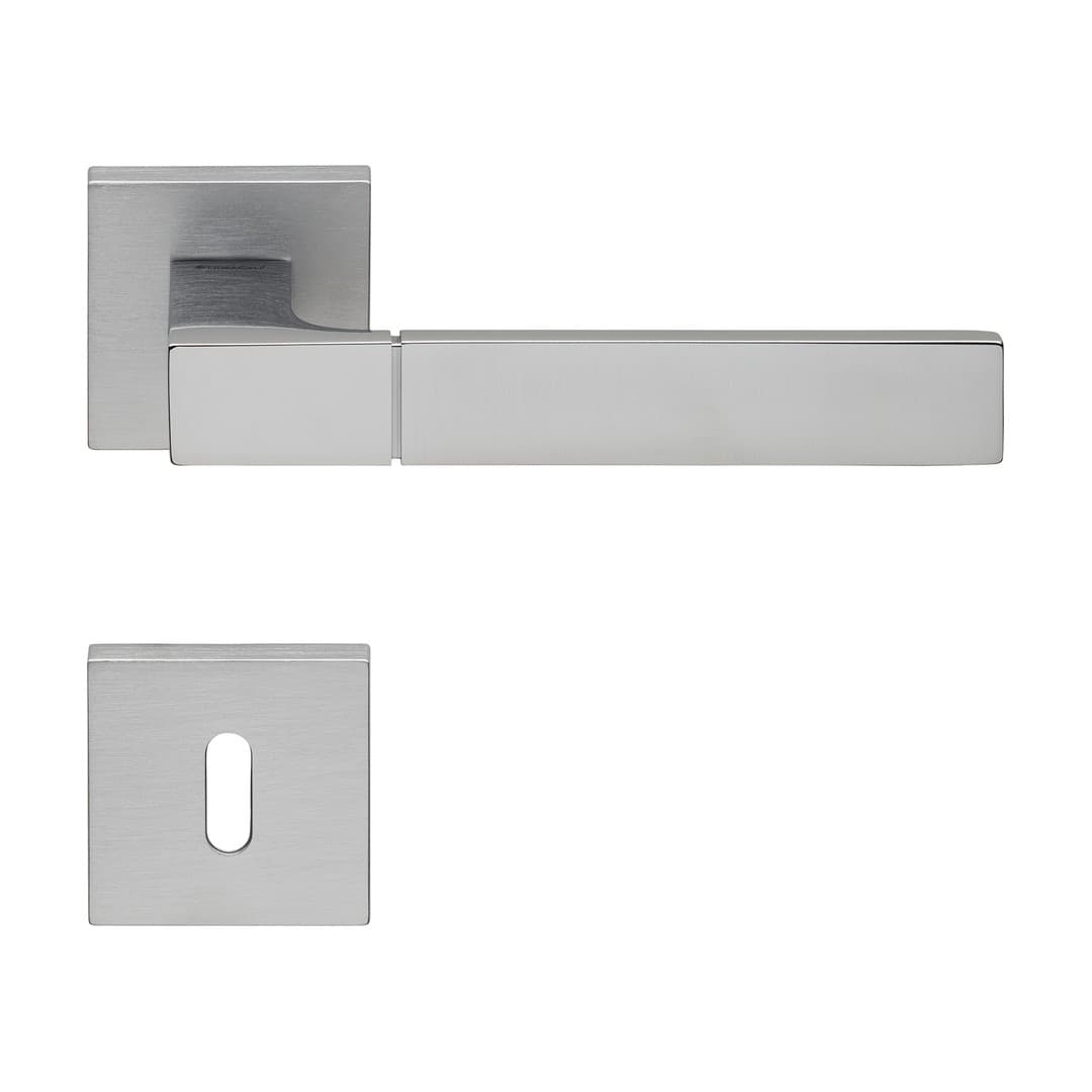 Linea Calì Thais – Πόμολο Πόρτας Ροζέτα – Door handle on rose art.019 – Satin chrome + polished chrome (1155 RB 019 CC)