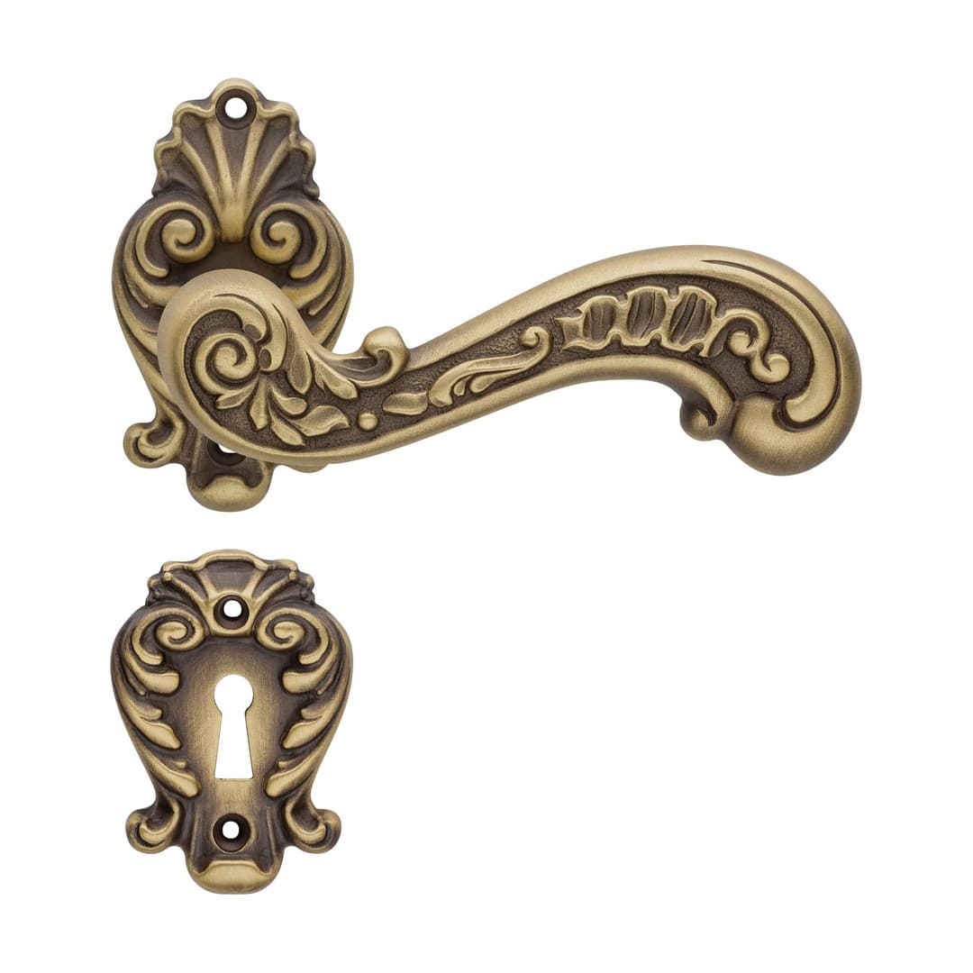 Linea Calì Barocco – Πόμολο Πόρτας Ροζέτα – Door handle on rose art.015 – Patiné mat (1520 RB 015 PM)
