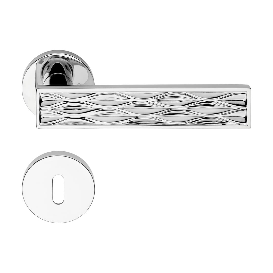 Linea Calì Dynamic – Πόμολο Πόρτας Ροζέτα – Door handle on rose art.023 – Polished chrome (1645 RB 023 CR)