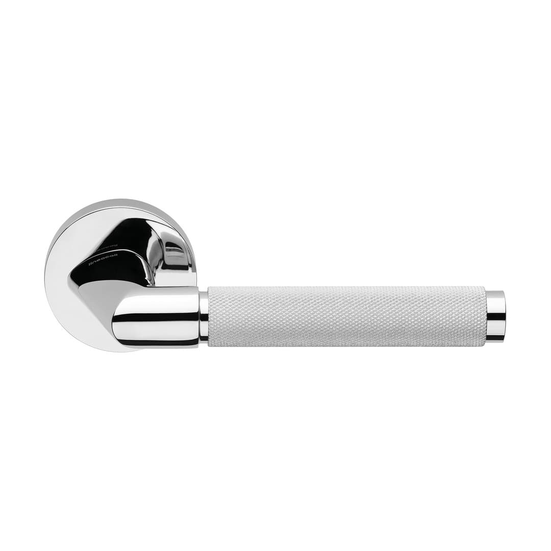 Linea Calì Grip – Πόμολο Πόρτας Ροζέτα – Door handle on rose art.023 – Polished chrome (1705 RB 023 CR)
